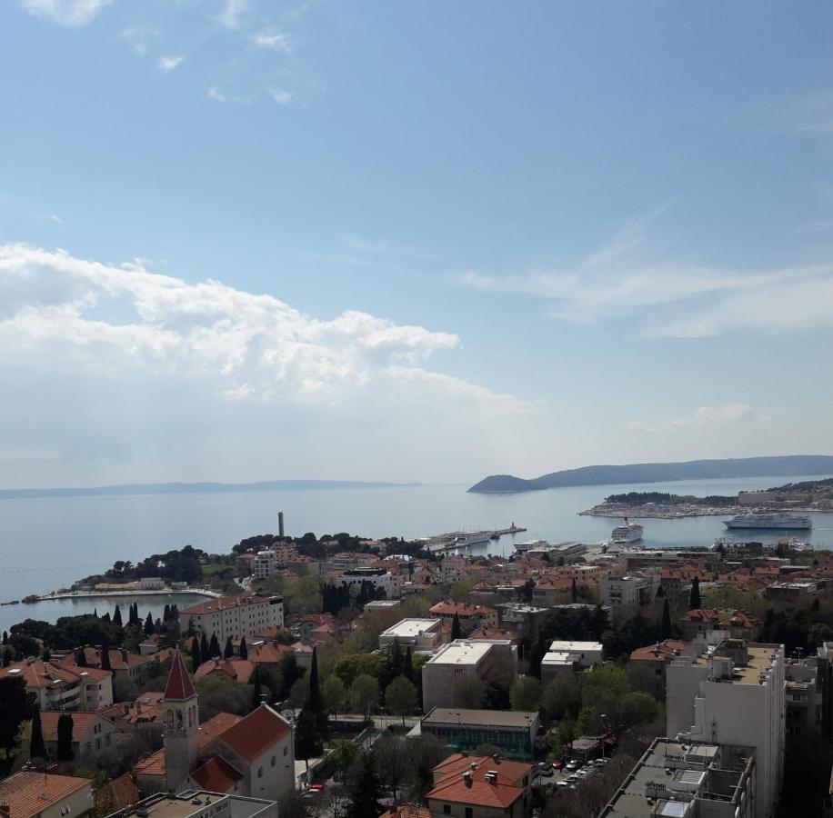 Apartment Penthouse Ema Split Kültér fotó
