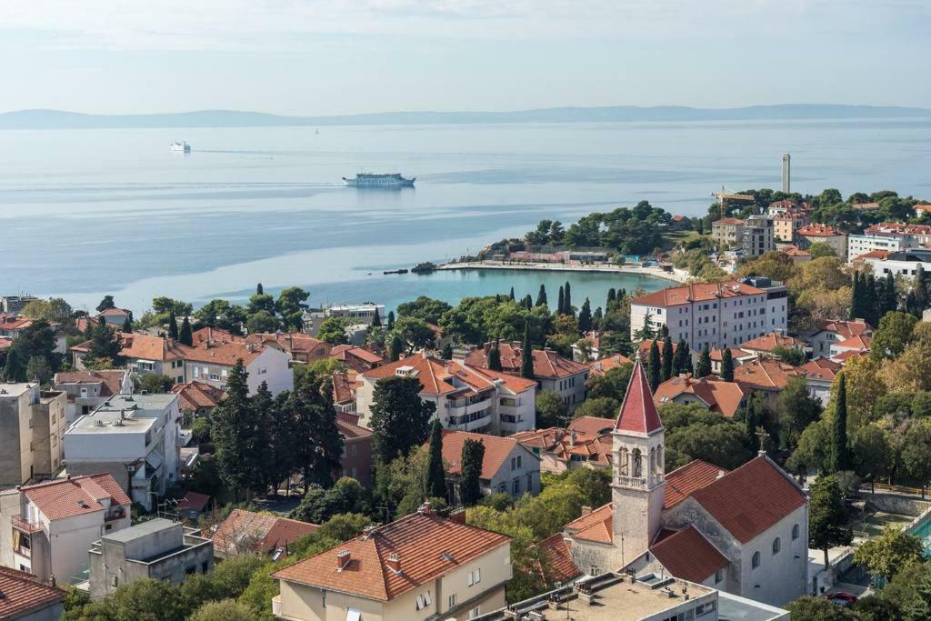 Apartment Penthouse Ema Split Kültér fotó